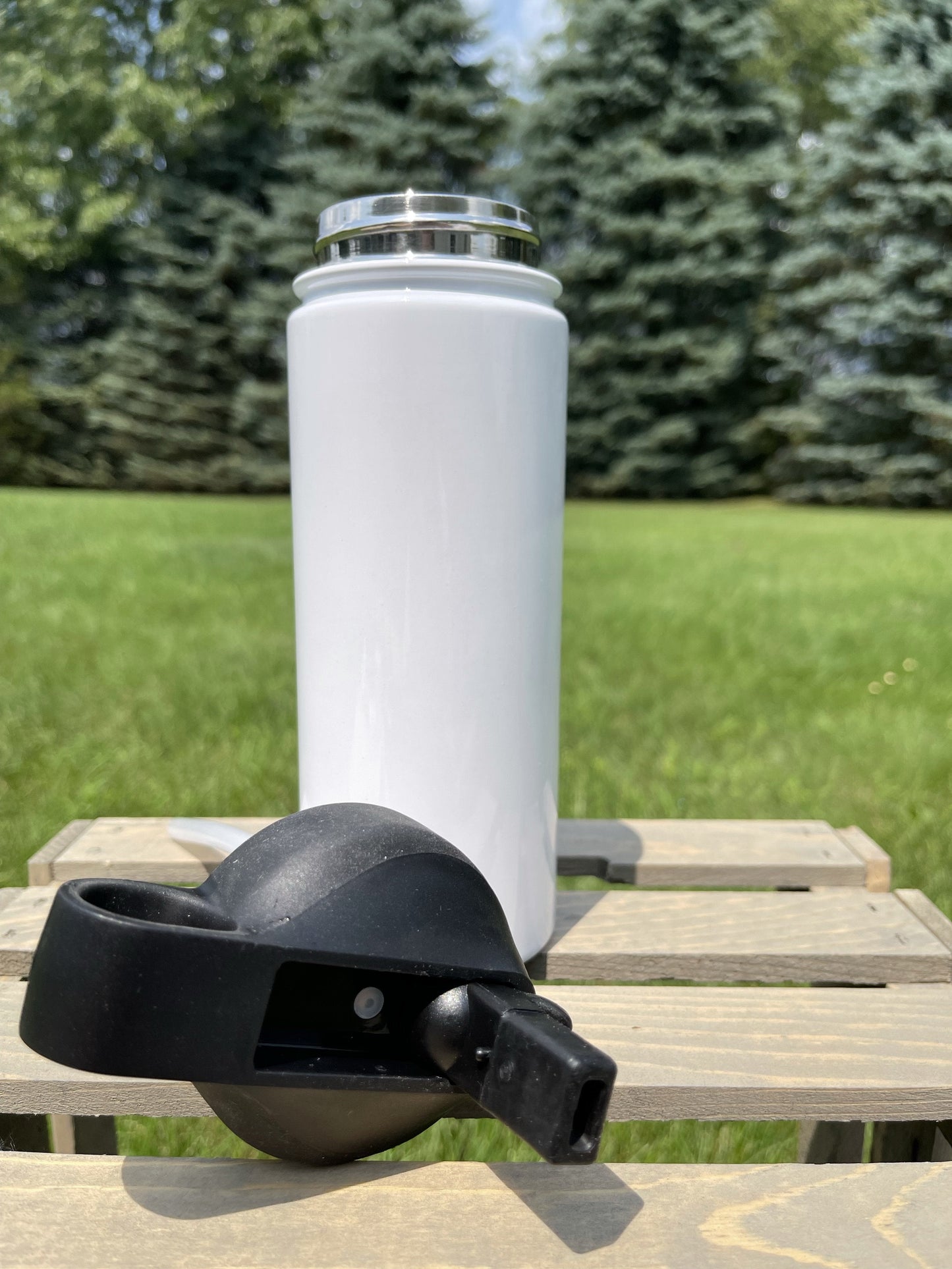 16 oz/20 oz Black Lid Sports Bottle