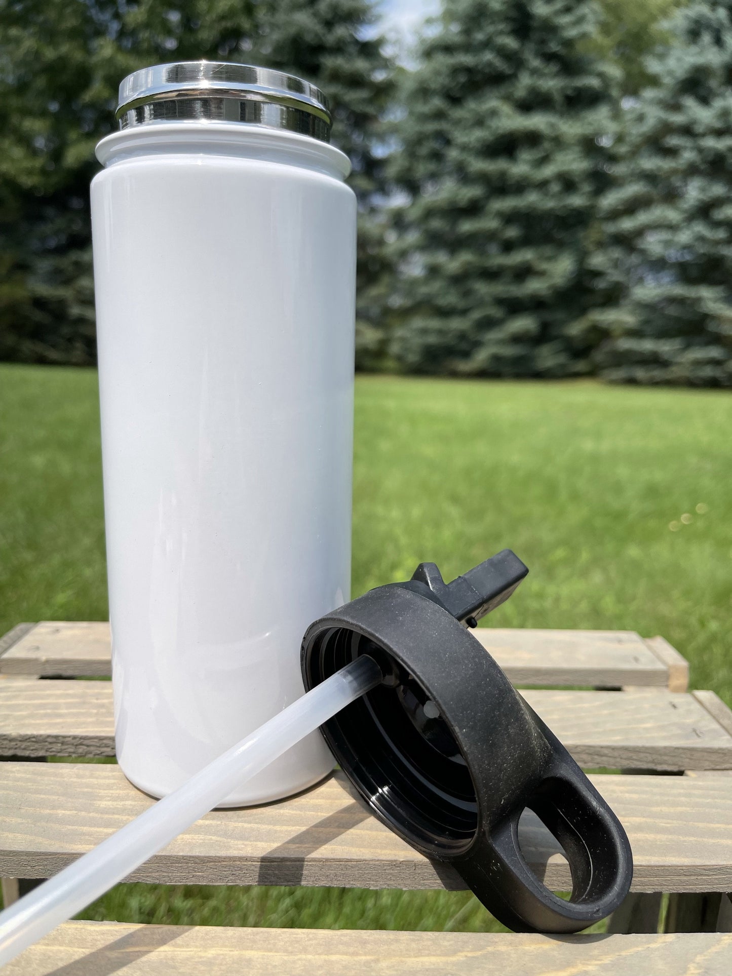 16 oz/20 oz Black Lid Sports Bottle