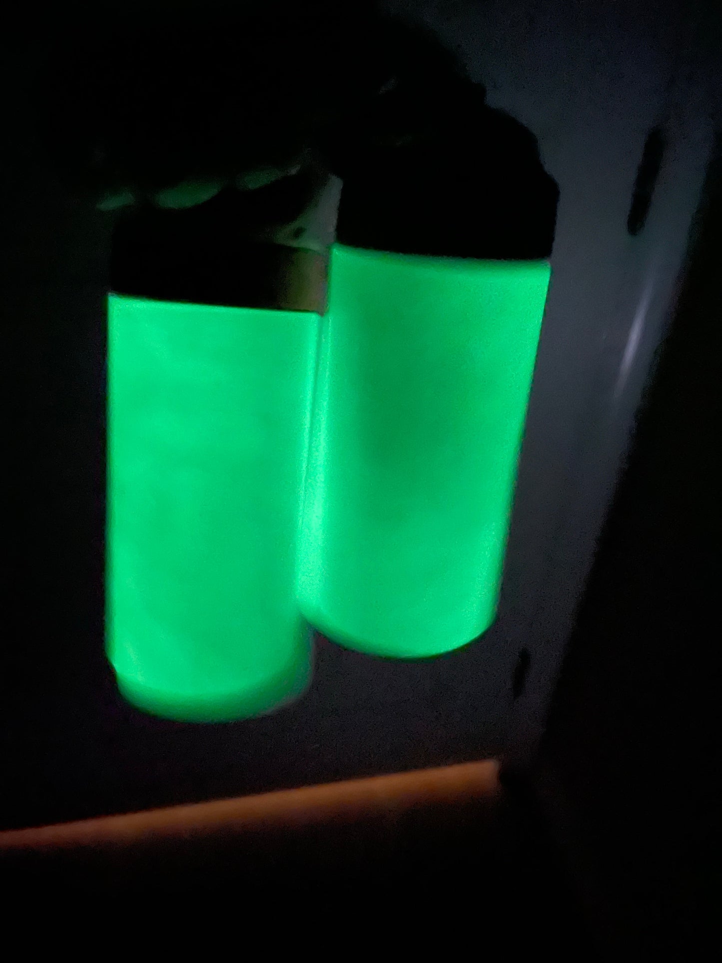 12 oz Kids Flip Top Tumblers - Change in sunlight AND Glow in dark!!